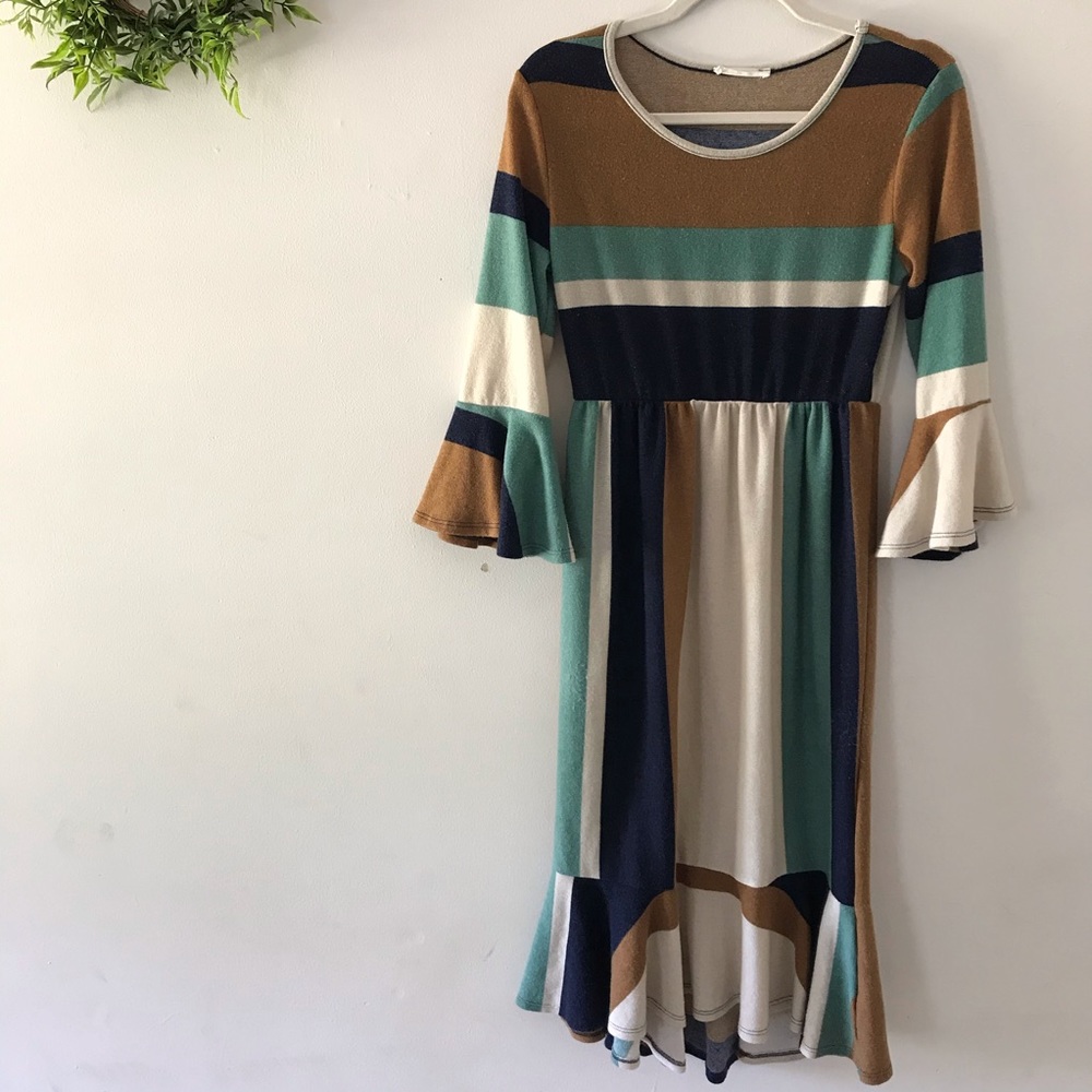 Bold Striped Fluted Ruffle Dress Long Modest M